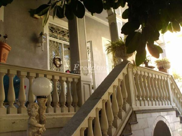 casa indipendente in vendita a Catania