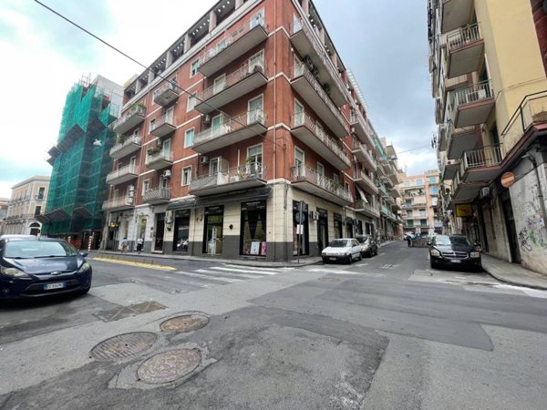 negozio in vendita a Catania in zona Picanello