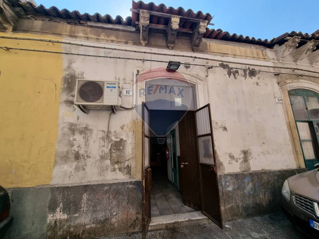 casa indipendente in vendita a Catania in zona Centro Storico