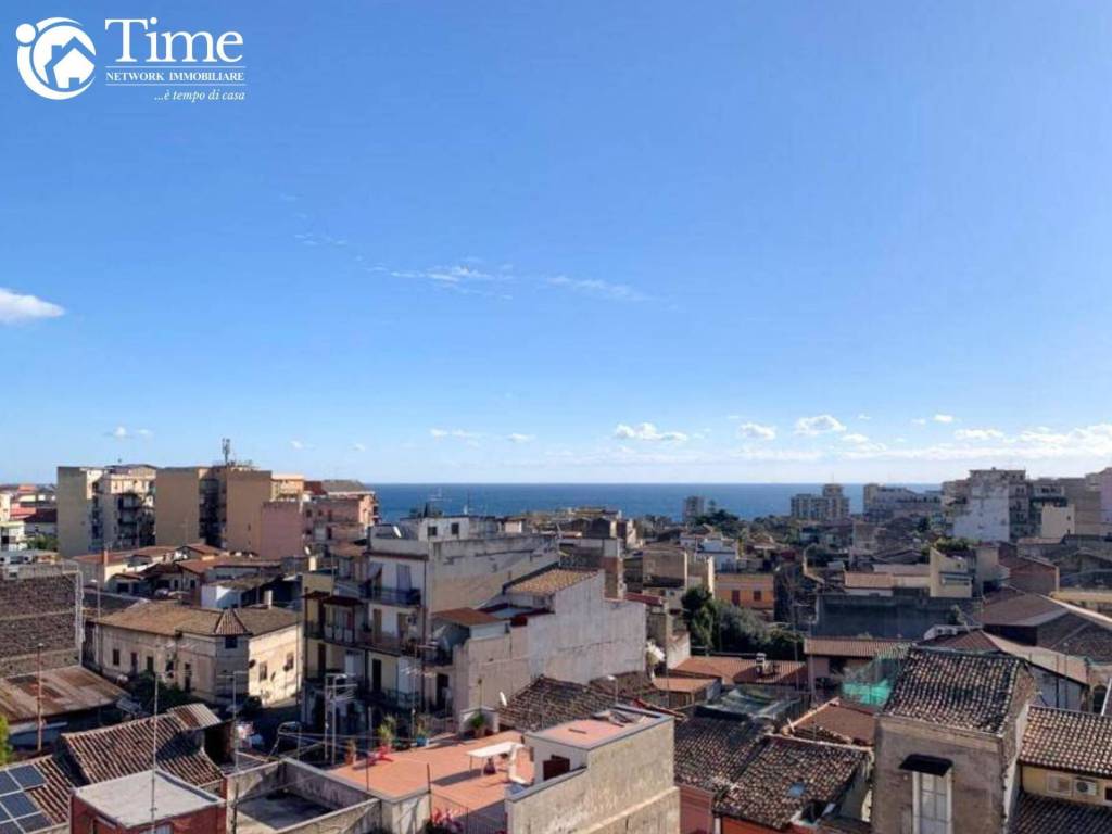 appartamento in vendita a Catania in zona Picanello