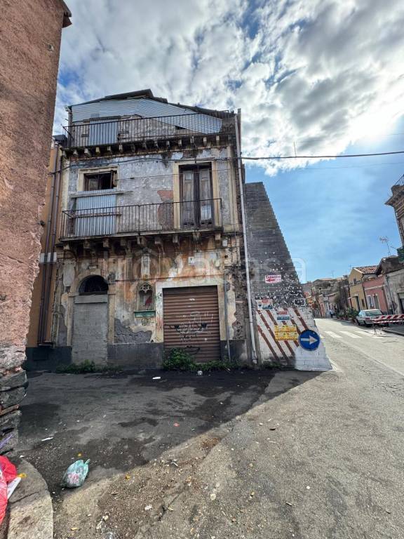 appartamento in vendita a Catania in zona Cibali