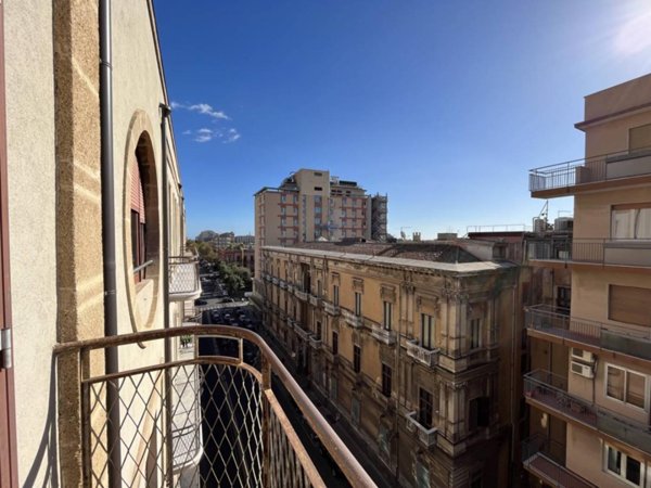 appartamento in vendita a Catania in zona Centro Storico