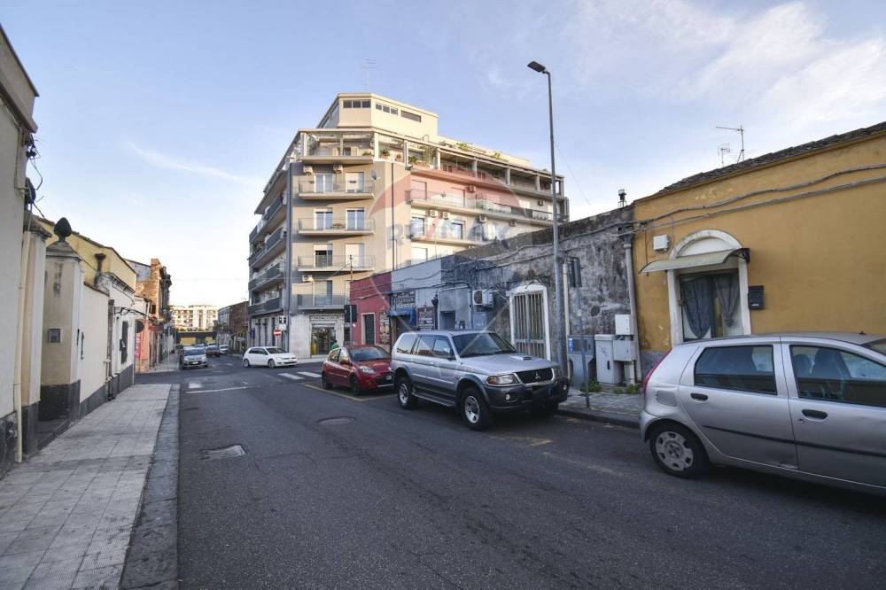 appartamento in vendita a Catania in zona Ognina