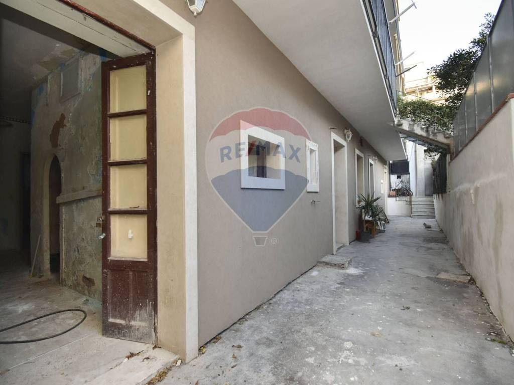 appartamento in vendita a Catania in zona Ognina