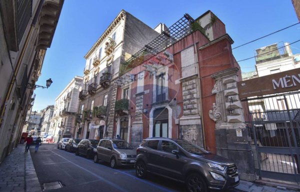 negozio in vendita a Catania in zona Centro Storico