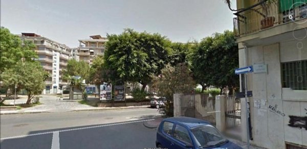 negozio in vendita a Catania in zona Picanello