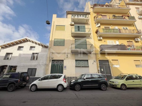 appartamento in vendita a Catania in zona Picanello