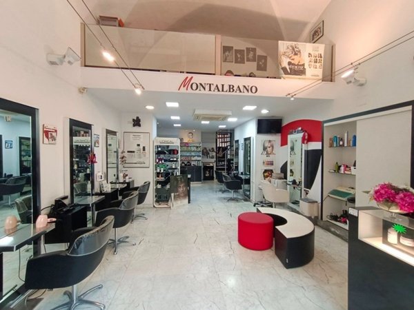 negozio in vendita a Catania in zona Centro Storico