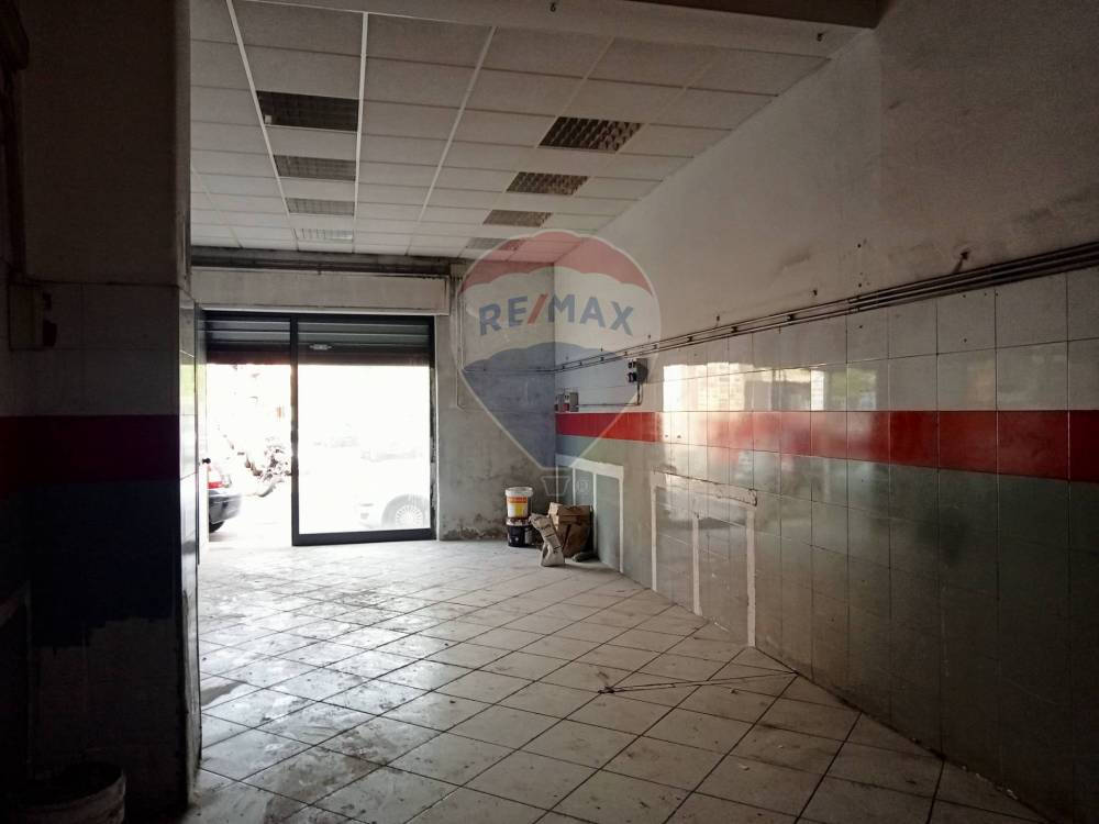 negozio in vendita a Catania in zona Picanello