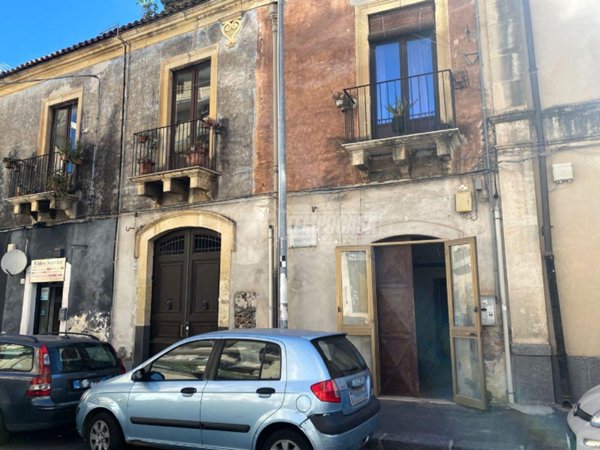 casa semindipendente in vendita a Catania in zona Picanello