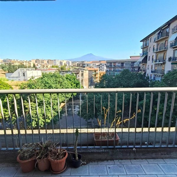 appartamento in vendita a Catania in zona Centro Storico