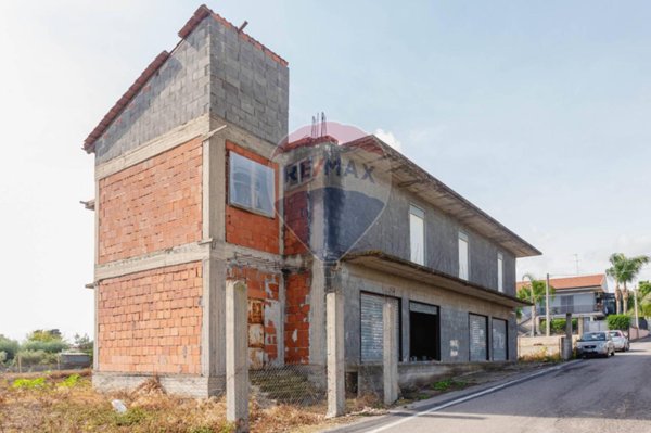 appartamento in vendita a Catania in zona Fontanarossa