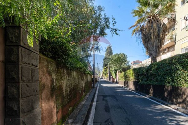 appartamento in vendita a Catania in zona Canalicchio