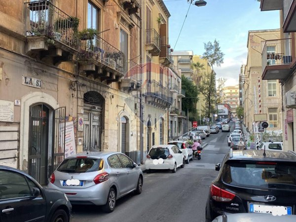 appartamento in vendita a Catania in zona Centro Storico