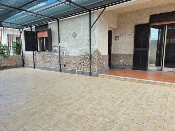 casa indipendente in vendita a Catania in zona Fontanarossa
