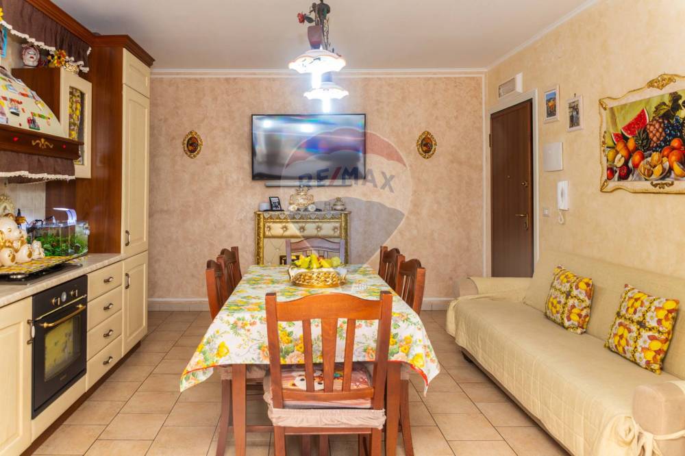 appartamento in vendita a Catania in zona Villaggio Sant'Agata