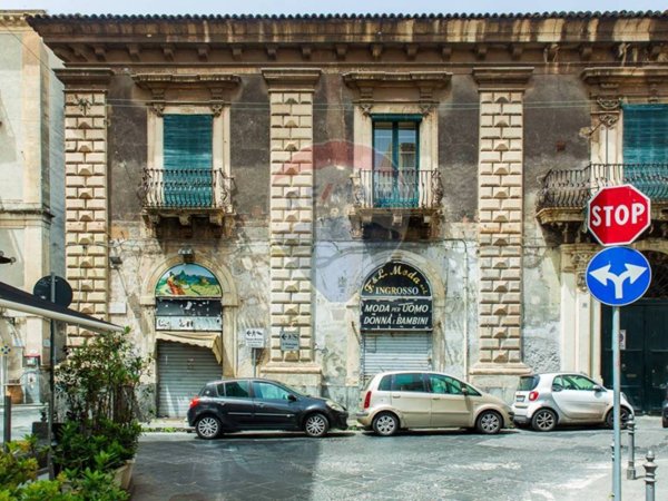 negozio in vendita a Catania in zona Centro Storico