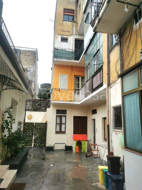 appartamento in vendita a Catania in zona Picanello