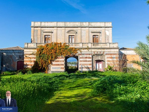 casa indipendente in vendita a Catania in zona Librino
