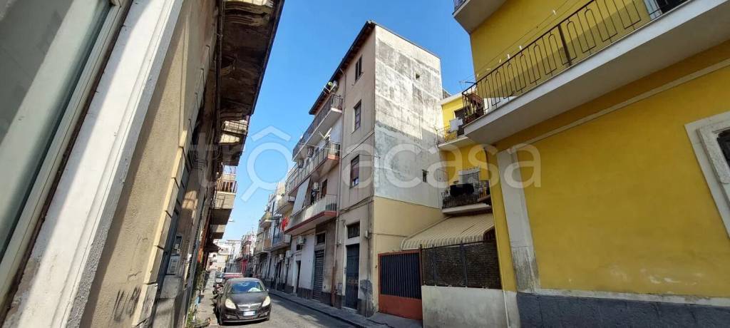 appartamento in vendita a Catania in zona Centro Storico