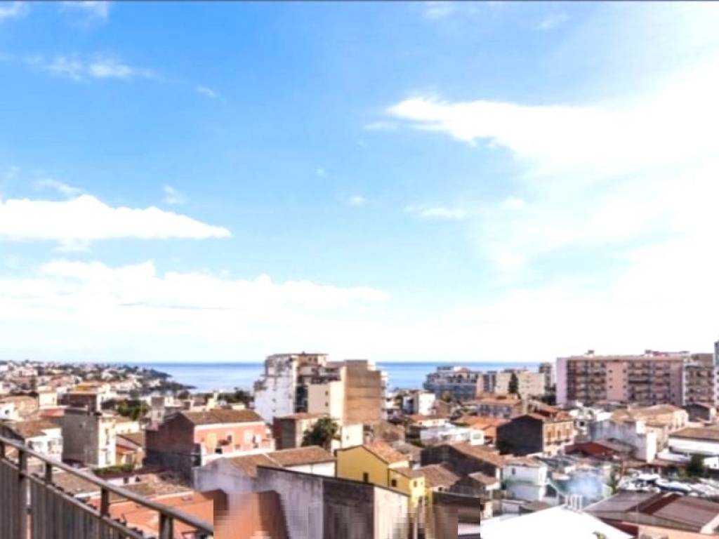 appartamento in vendita a Catania in zona Picanello
