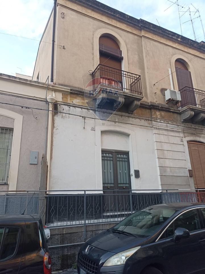 appartamento in vendita a Catania in zona Picanello