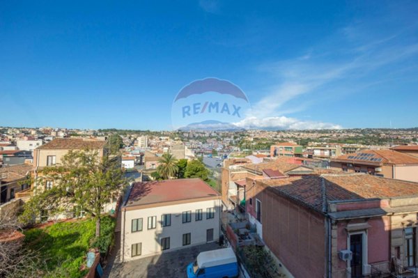 appartamento in vendita a Catania in zona Picanello