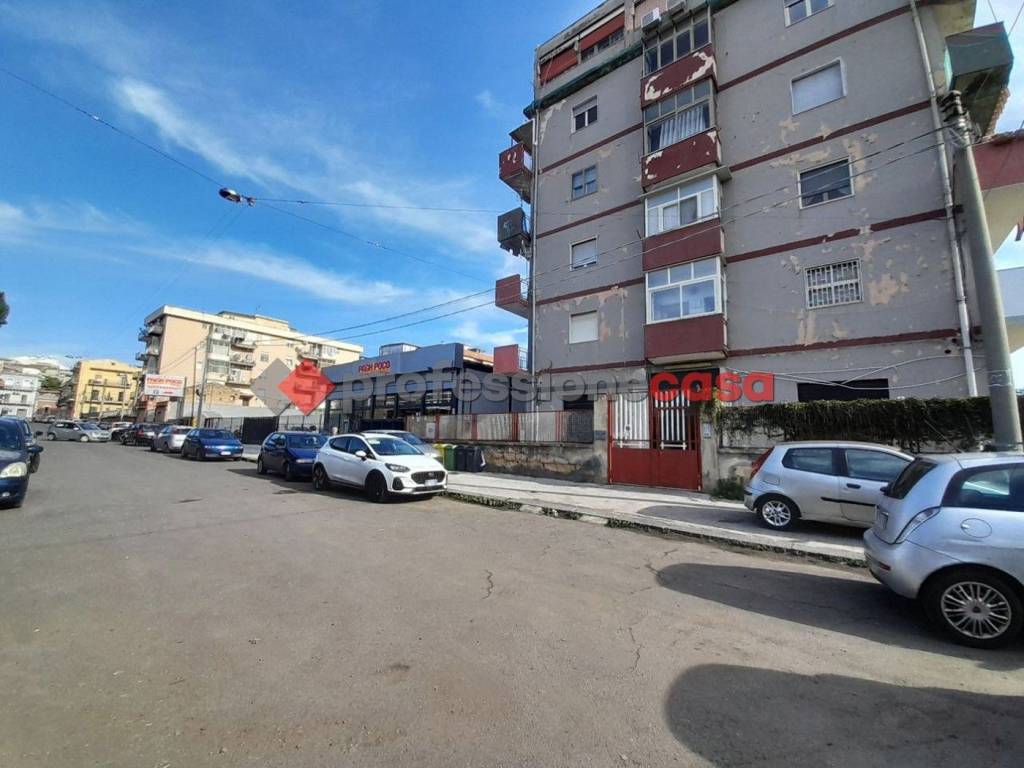negozio in vendita a Catania