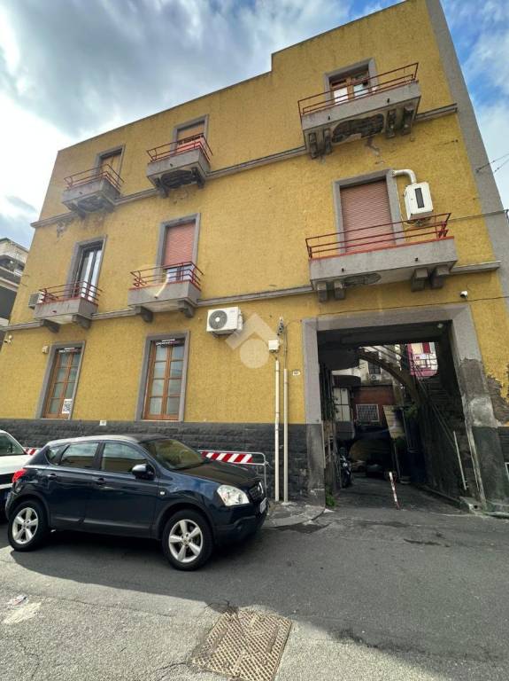 appartamento in vendita a Catania in zona Picanello