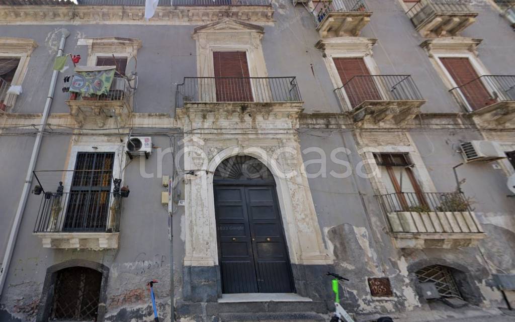 casa indipendente in vendita a Catania in zona Centro Storico