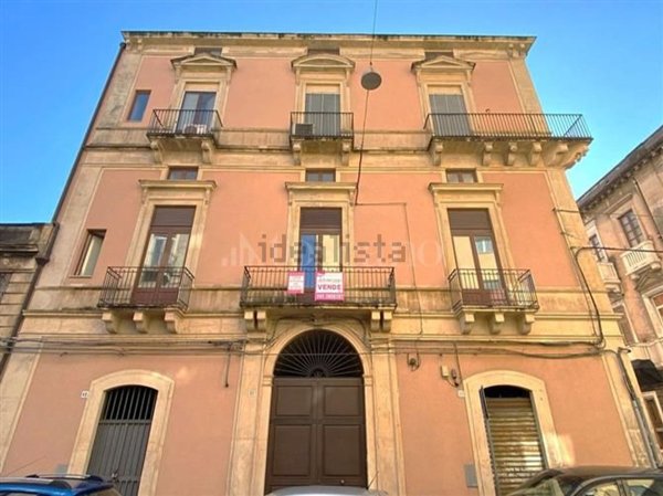 appartamento in vendita a Catania in zona Centro Storico