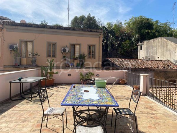 casa indipendente in vendita a Catania in zona Centro Storico