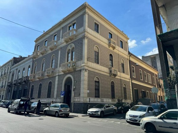 casa indipendente in vendita a Catania