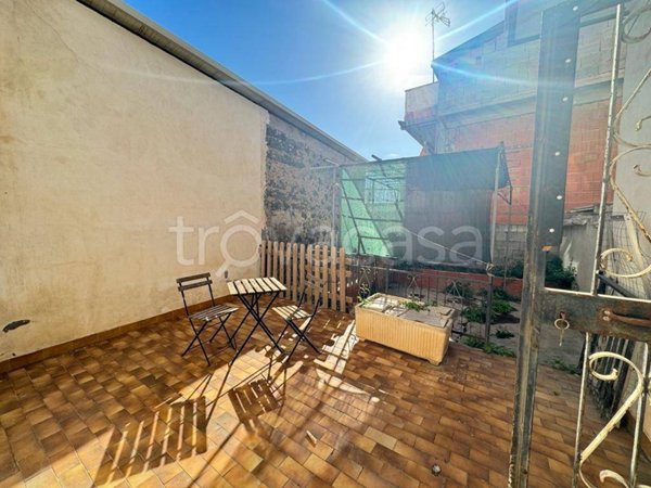 casa semindipendente in vendita a Catania