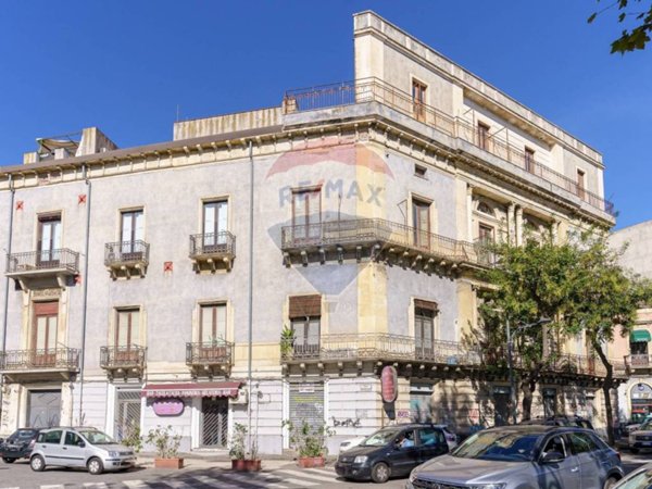 appartamento in vendita a Catania in zona Centro Storico