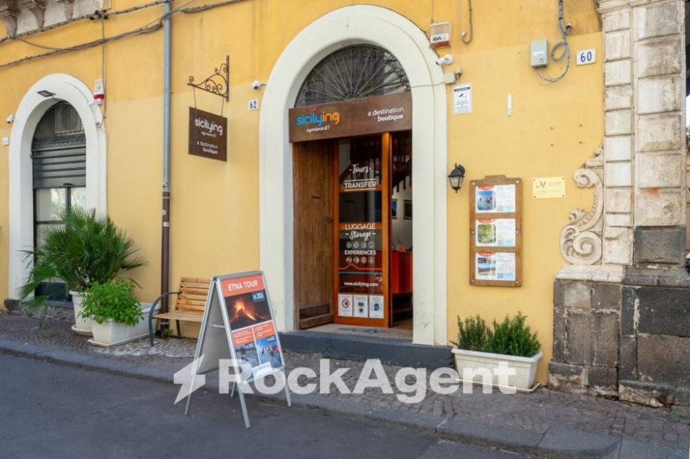 negozio in vendita a Catania in zona Centro Storico