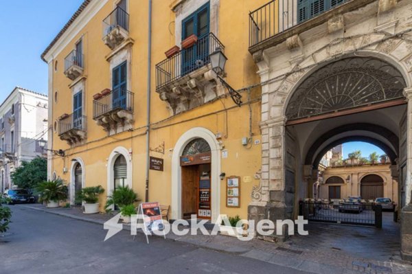 appartamento in vendita a Catania in zona Centro Storico