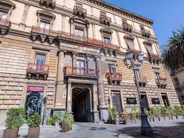 appartamento in vendita a Catania in zona Centro Storico