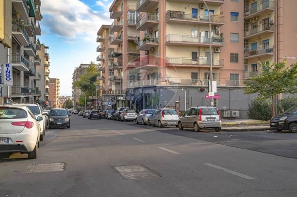 negozio in vendita a Catania