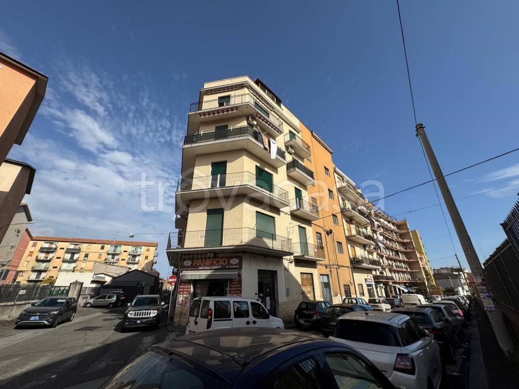 appartamento in vendita a Catania in zona Cibali