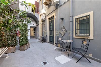 appartamento in vendita a Catania in zona Centro Storico