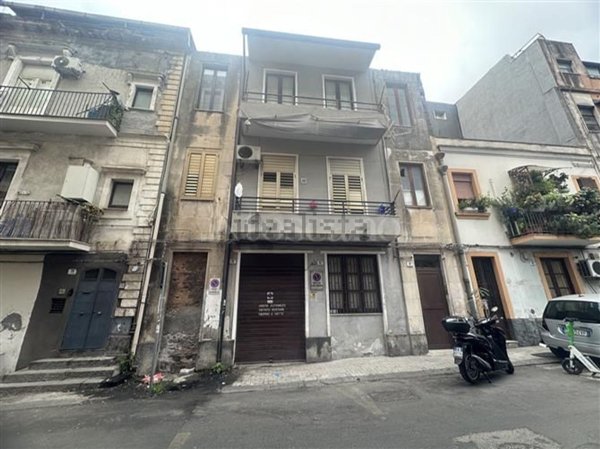 appartamento in vendita a Catania in zona Centro Storico