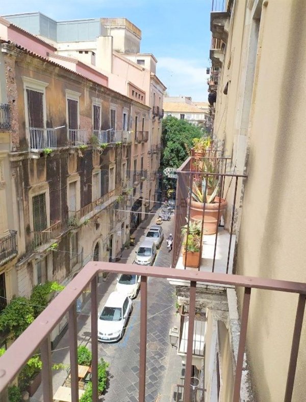 appartamento in vendita a Catania in zona Centro Storico