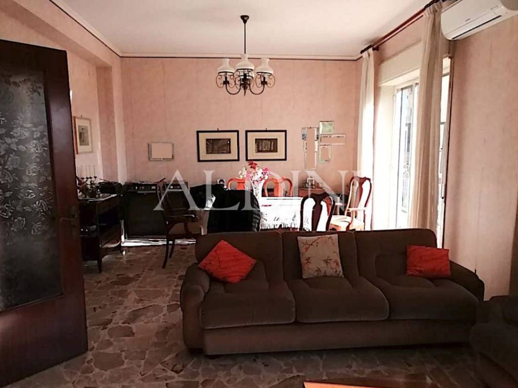 appartamento in vendita a Catania in zona Centro Storico