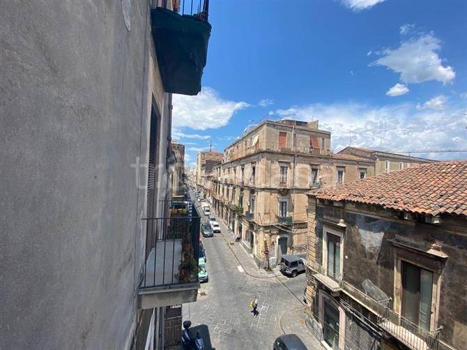 appartamento in vendita a Catania in zona Centro Storico