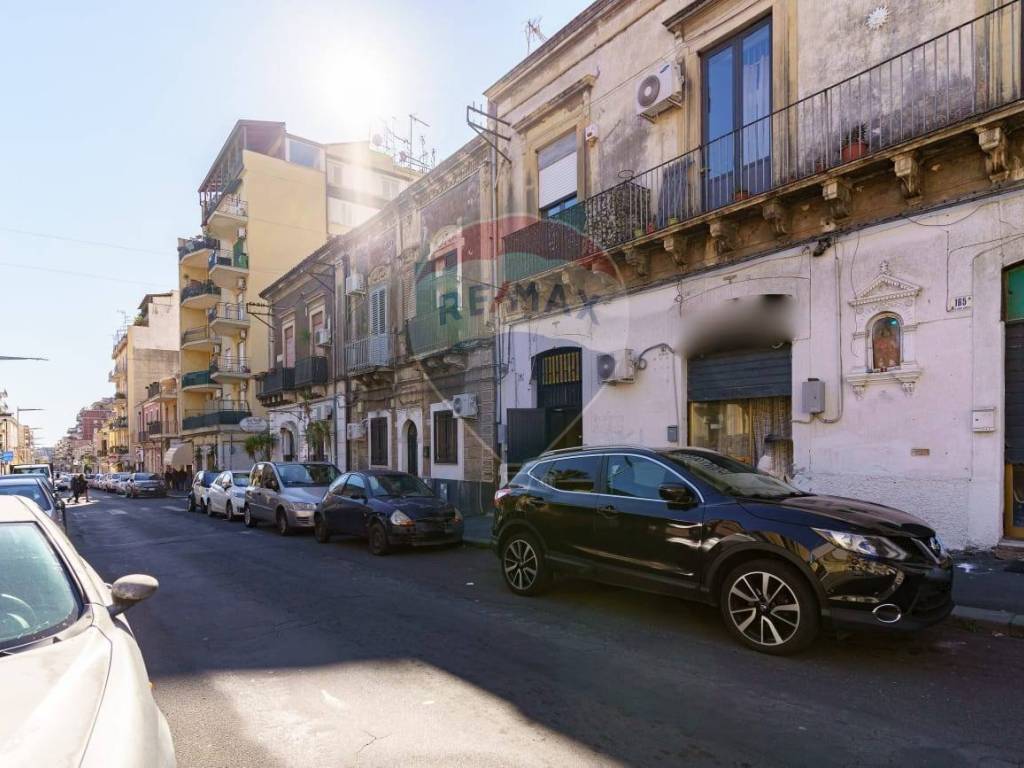 casa indipendente in vendita a Catania