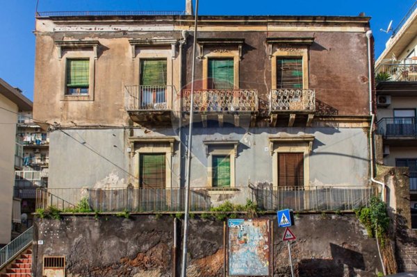 appartamento in vendita a Catania in zona Centro Storico