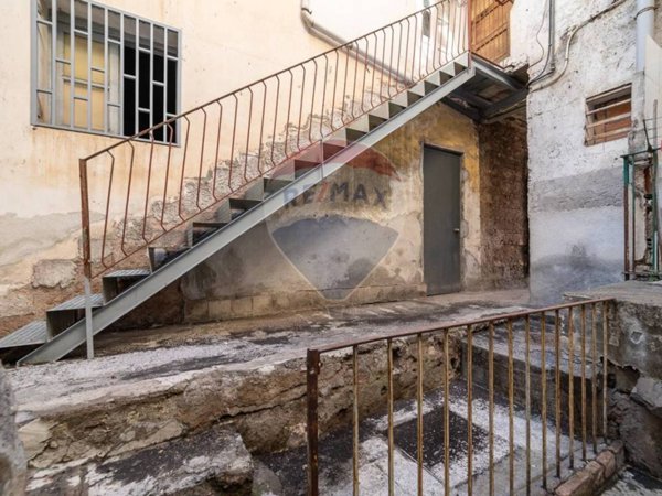 appartamento in vendita a Catania in zona Picanello