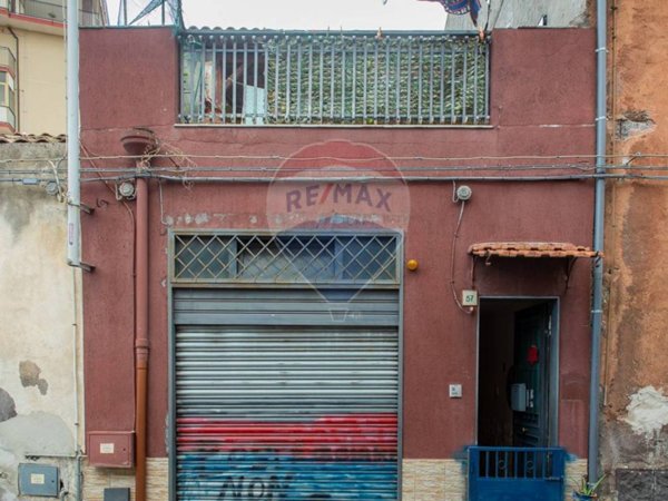 casa indipendente in vendita a Catania in zona San Leone