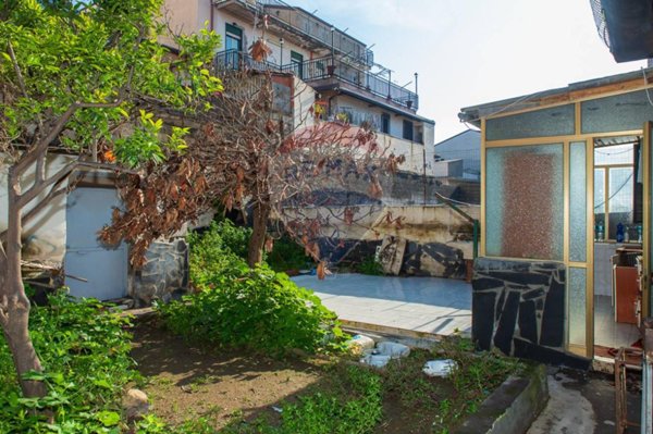 casa indipendente in vendita a Catania in zona San Giorgio
